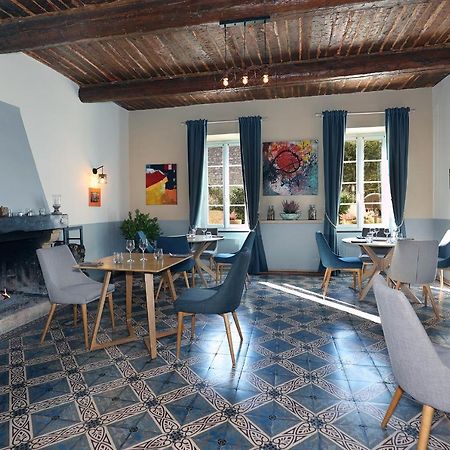 Le Cheval Blanc La Bastide-des-Jourdans Exterior foto